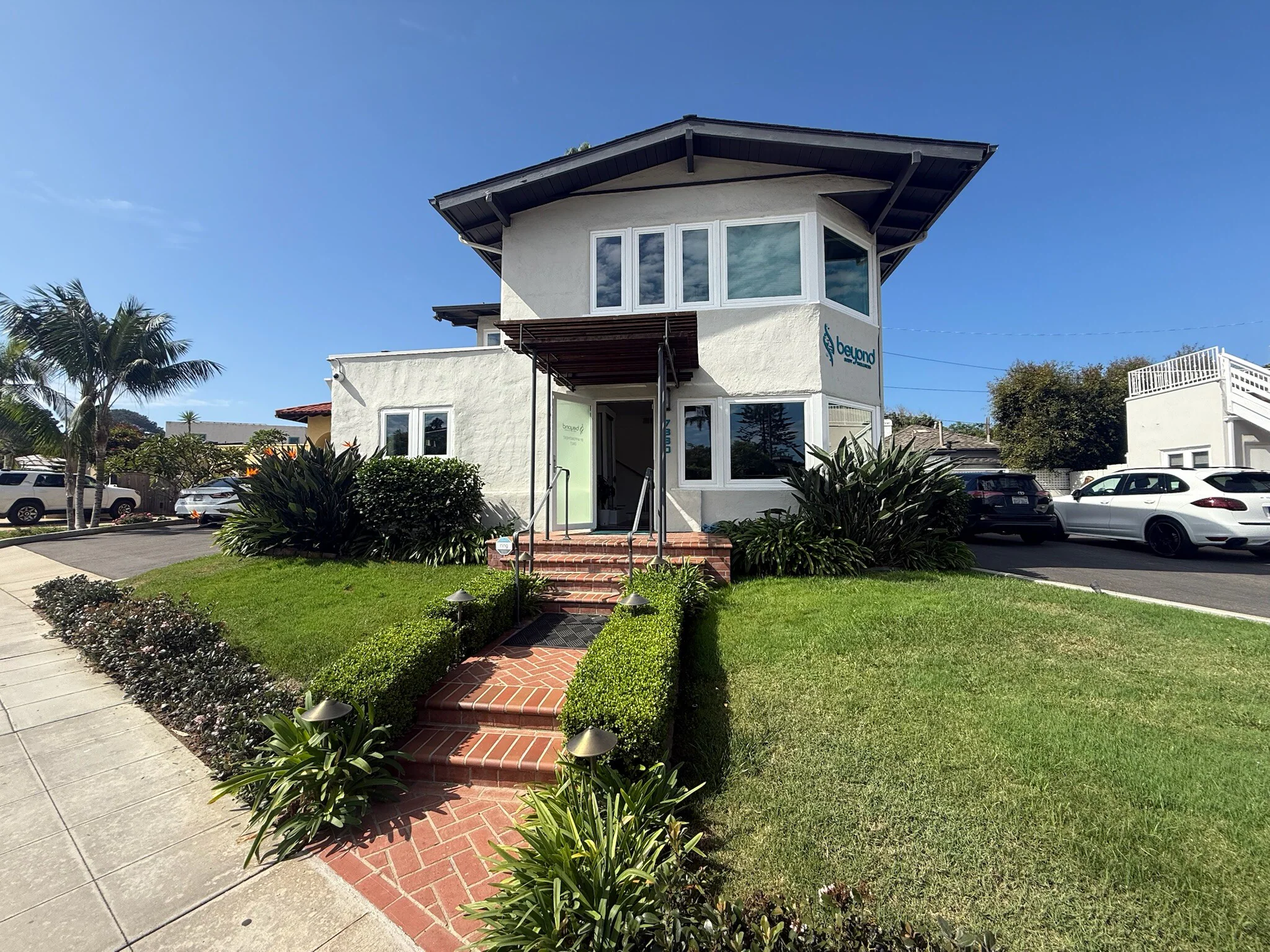 7880 Exchange Place, La Jolla, CA 92037 - exterior 1